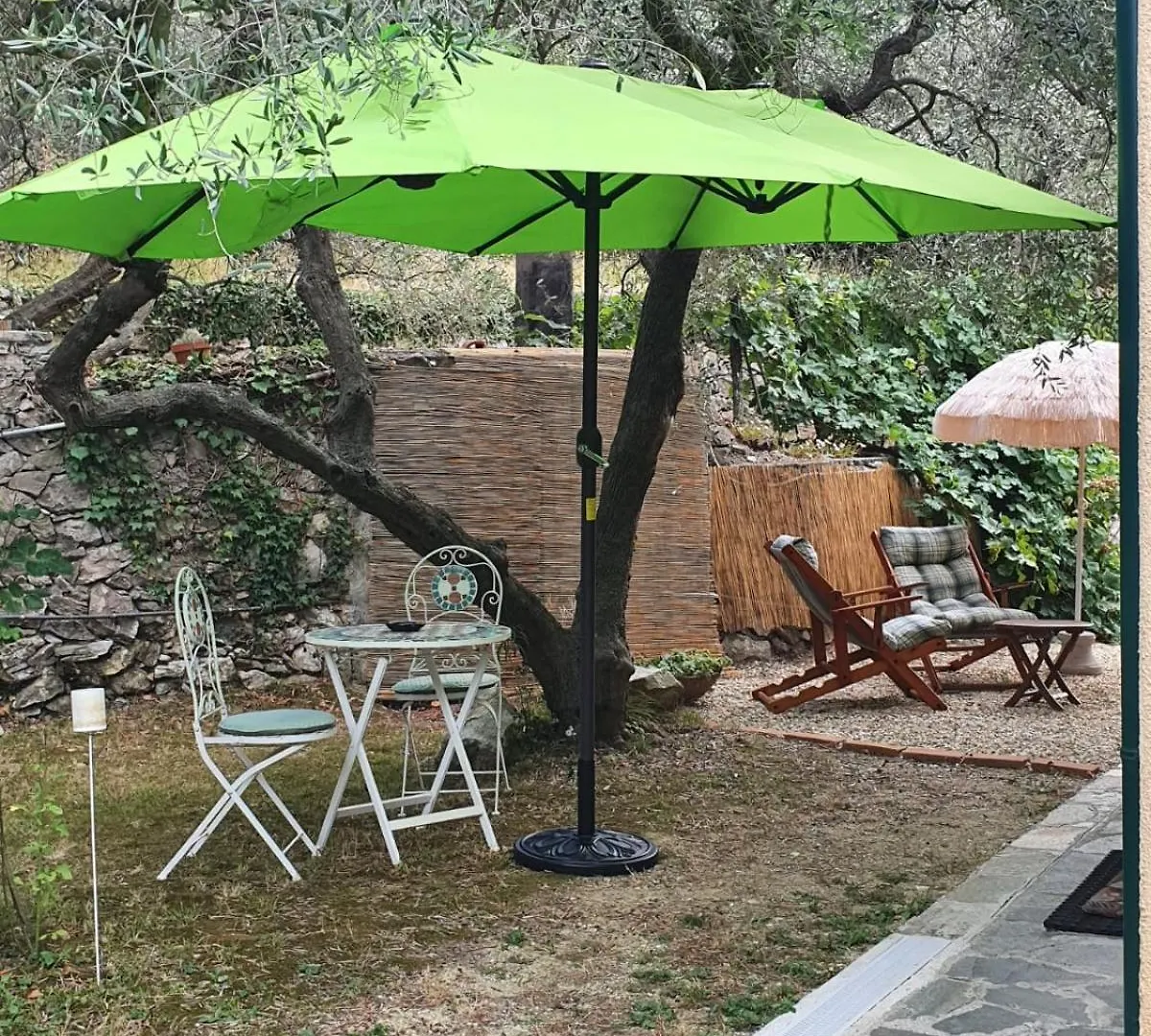 L'Uliveto D'Argento Bed & Breakfast Finale Ligure 0*,