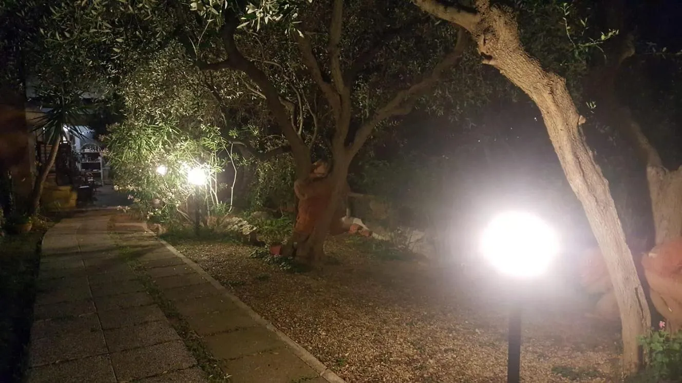 L'Uliveto D'Argento Bed & Breakfast Finale Ligure