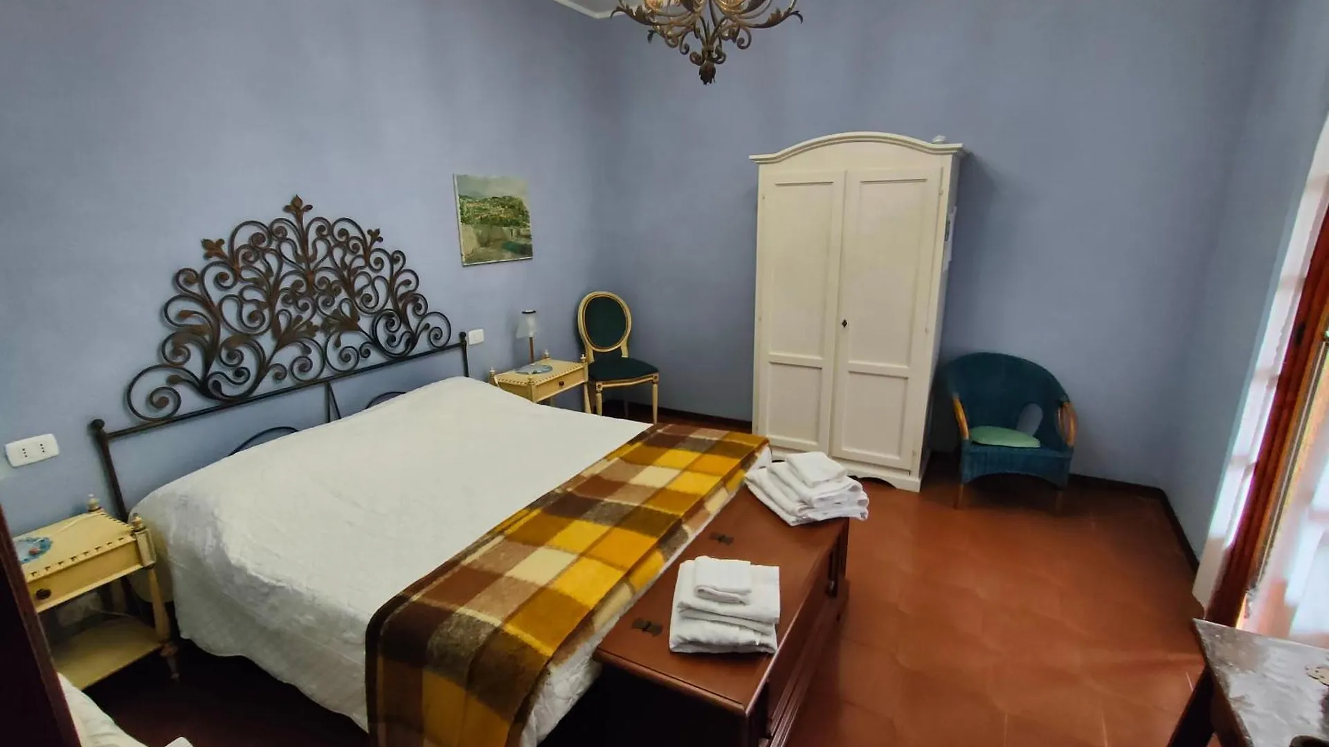 L'Uliveto D'Argento Bed & Breakfast Finale Ligure Italy