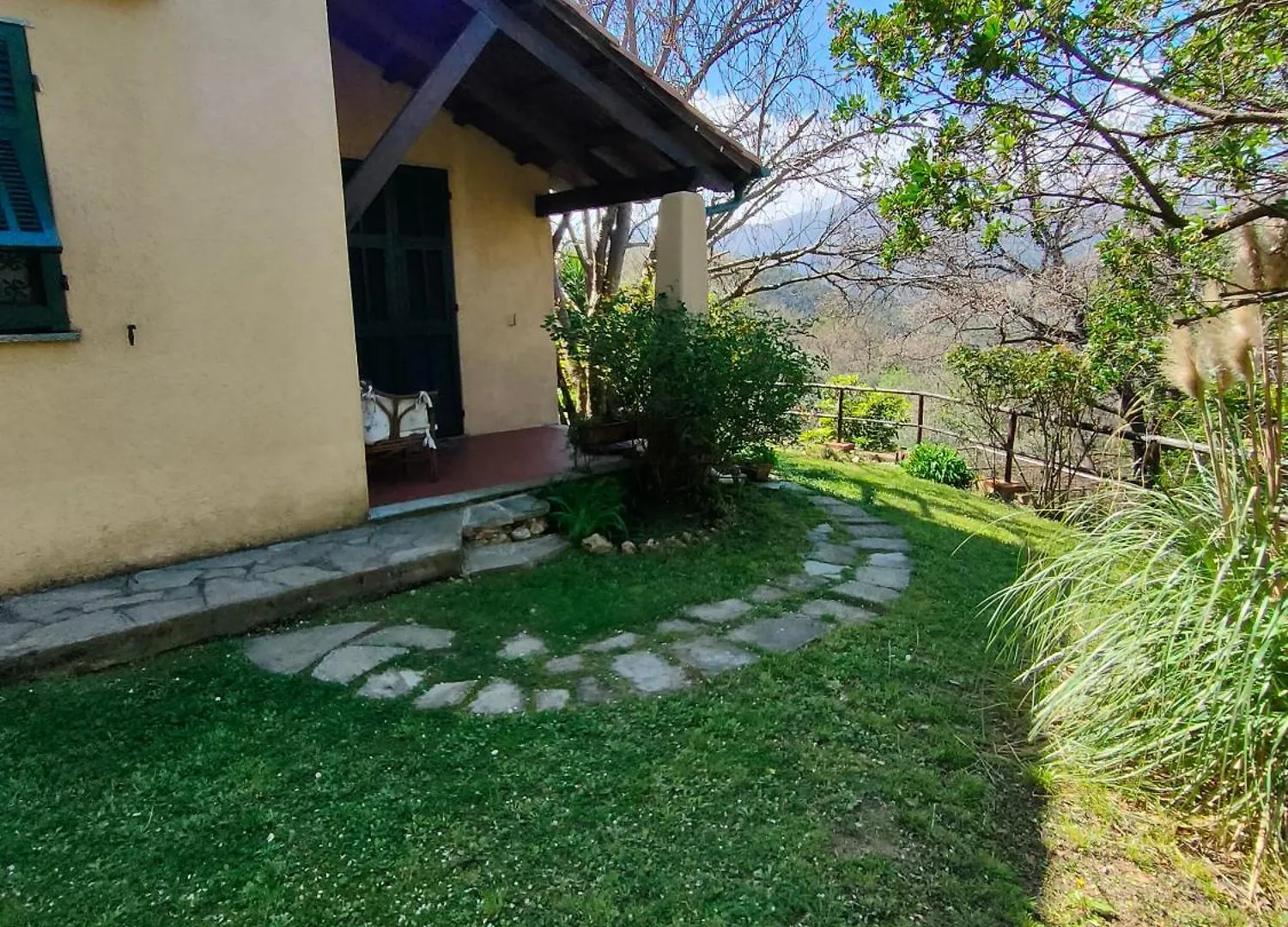 L'Uliveto D'Argento Bed & Breakfast Finale Ligure Italy