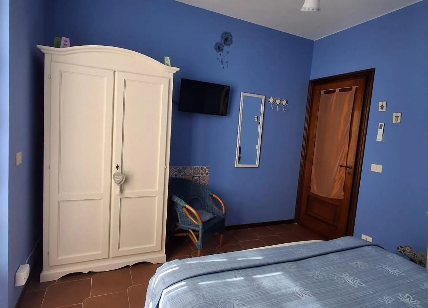L'Uliveto D'Argento Bed & Breakfast Finale Ligure Italy